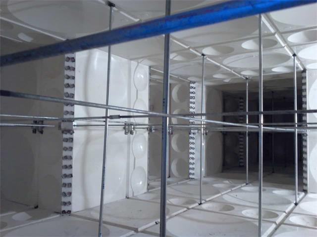 四平市歐屹金城玻璃鋼異型水箱內(nèi)部結(jié)構(gòu)圖