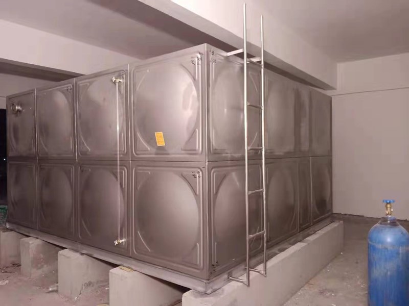 不銹鋼水箱如何解決用水問題的呢？