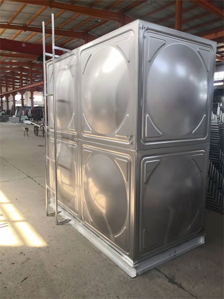 不銹鋼水箱多少錢一方？